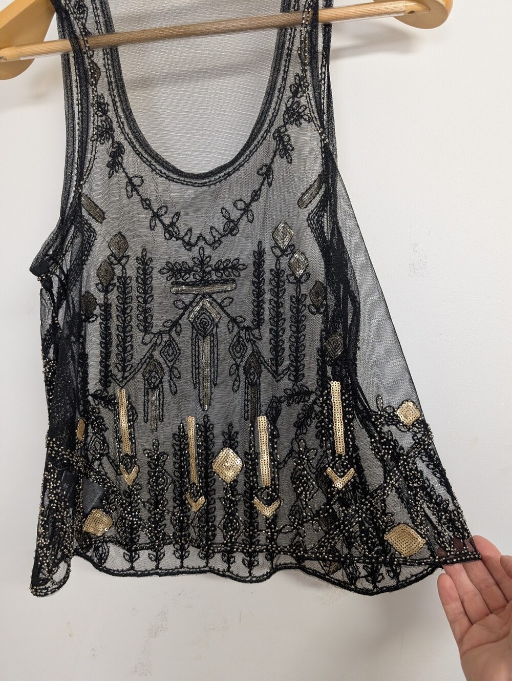 Suzy Shier Beaded Mesh Tank Top Black Gold Sequin Embellished Sleeveless Party T - Picture 3 of 7